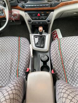 هیوندای ئەلەنترا